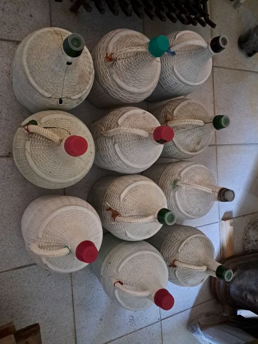 11 garrafões de 5lt em Vidro