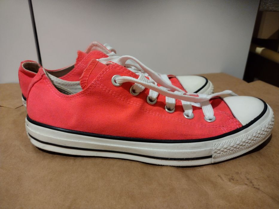 Trampki Converse 40.     25,5 cm