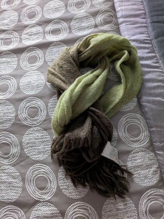 Echarpes novas de marca