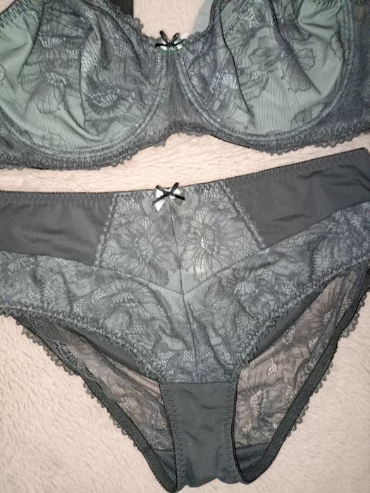 Komplet damski Bonprix 95 E/46