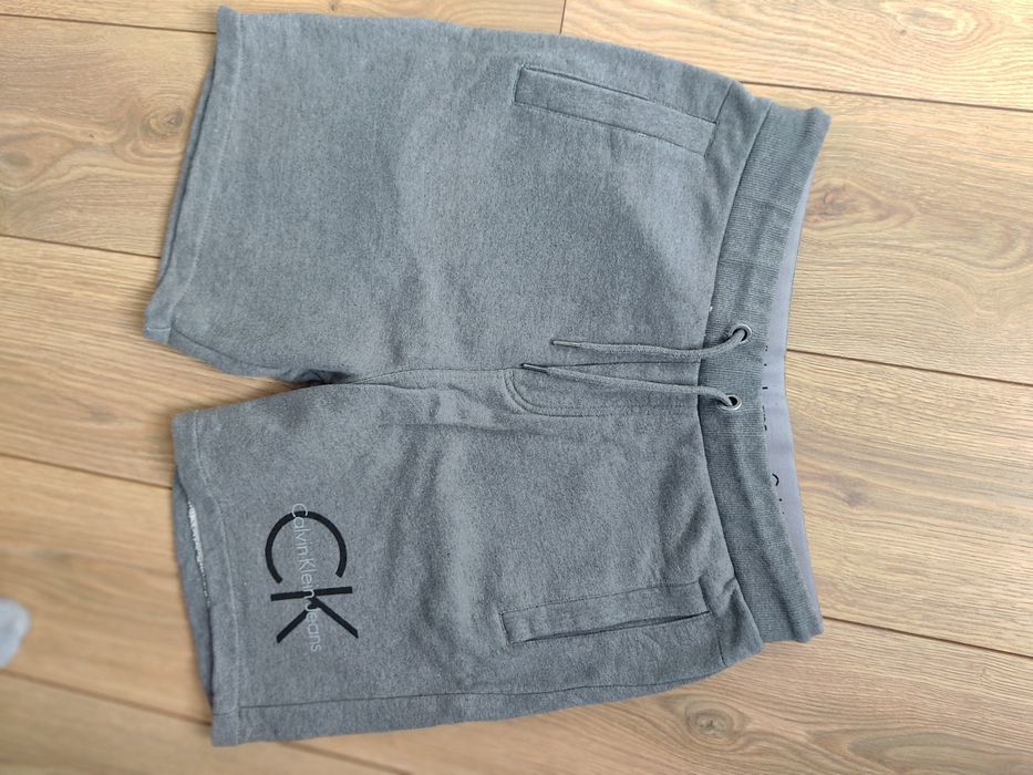 Spodenki Calvin Klein