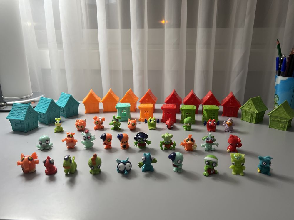 Bonequinhos - Brinquedos - Jogos - OLX Portugal