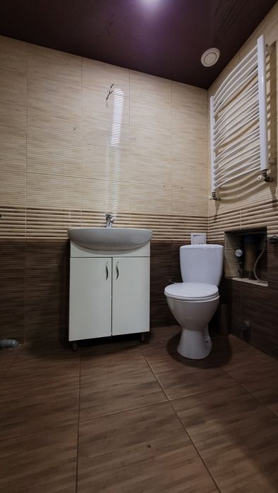 Здаю в оренду комерційне приміщення по вул Монастирській