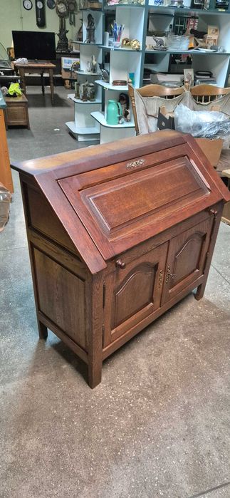 Sekretarzyk drewniany