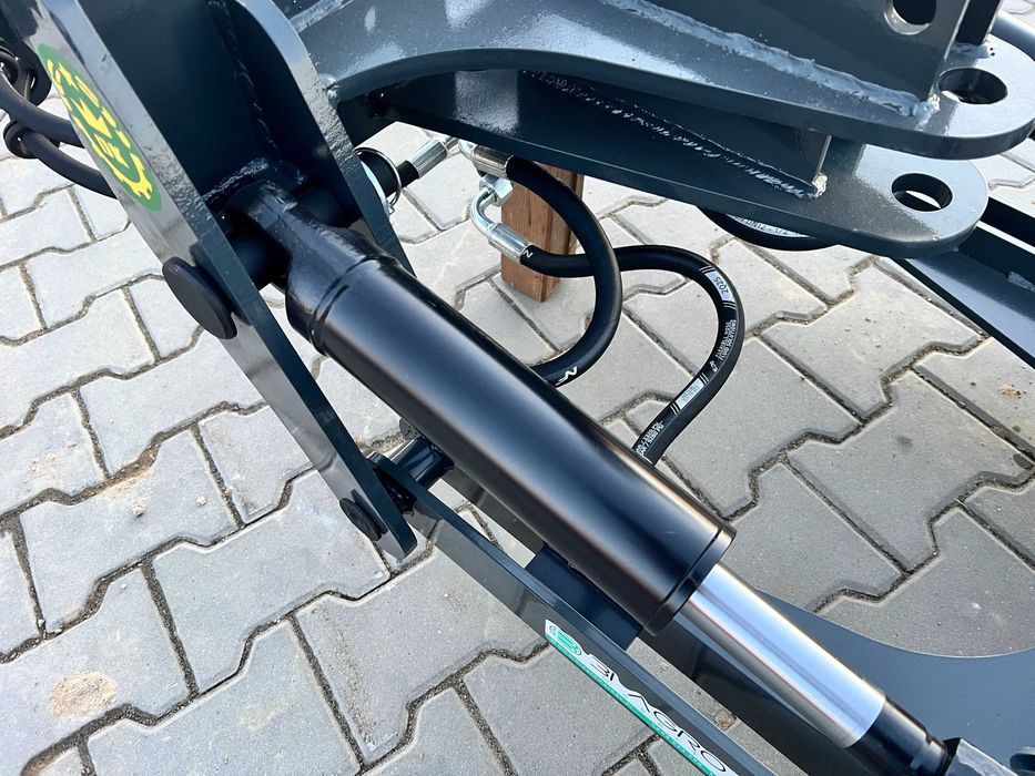 MASYWNY Tuz przedni do Ursus C360 podnośnik do Ursusa C330 C360 MASKI TUZ do C330 Przedni Tuz do Ursusa /Dostawa całe PL /---Dostępne od ręki!---