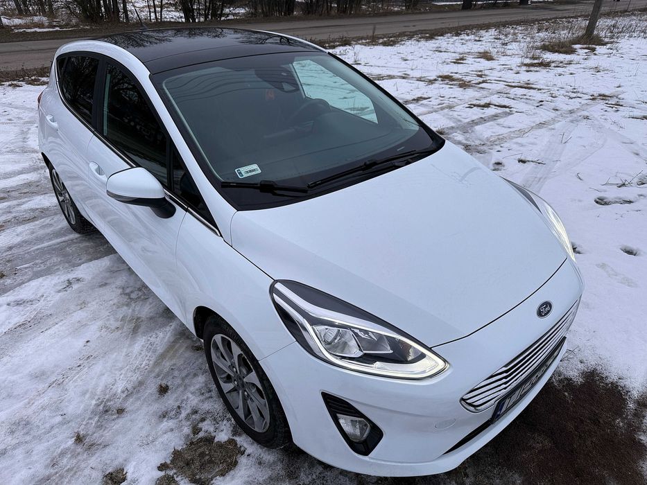 Fiesta MK8 1,1 Benzyna Piękny LED Nowy Model