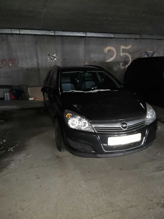 Опель Астра Н 2009