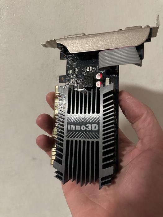 Відеокарта GT710 GDDR3 1Gb як датчика або комусь в пк