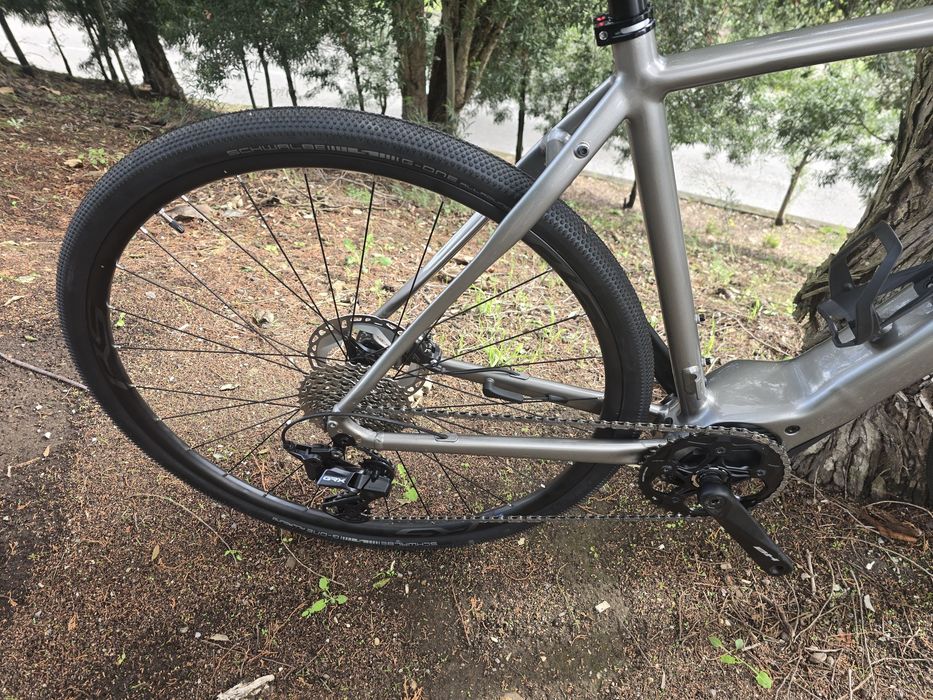 Bh gravel s eletrica de exposicao