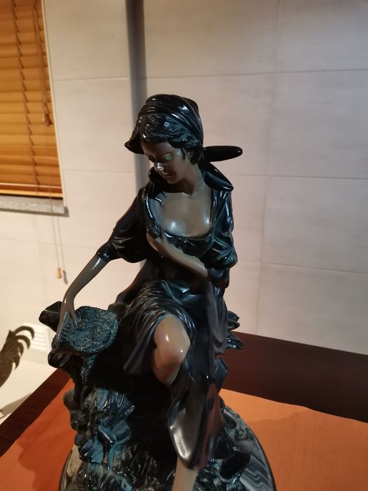 Peça Decorativa em mármore como nova