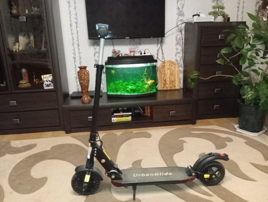 Електросамокат URBAN GIIDE