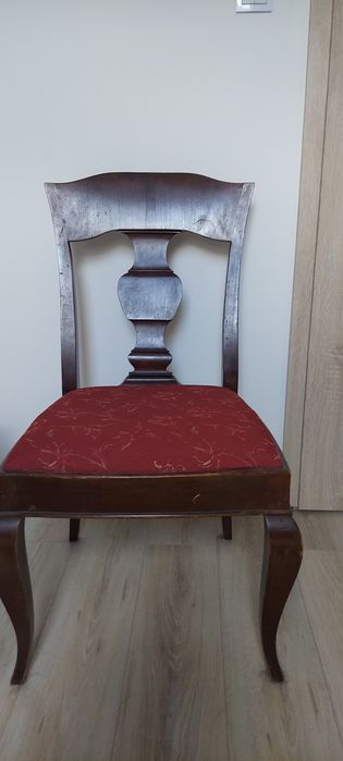 sprzedam krzesła  drewniane