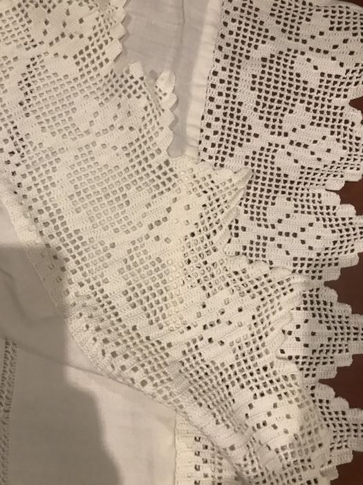 Conjuntos em linho e bordados