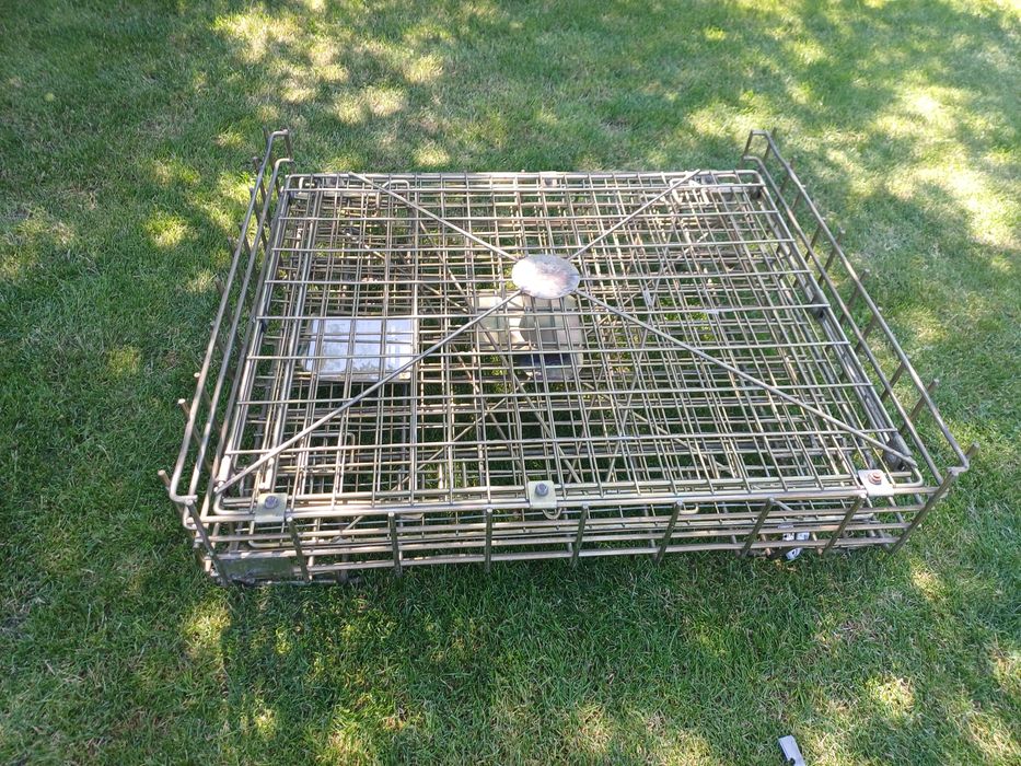 Skrzyniopaleta metalowa składana.