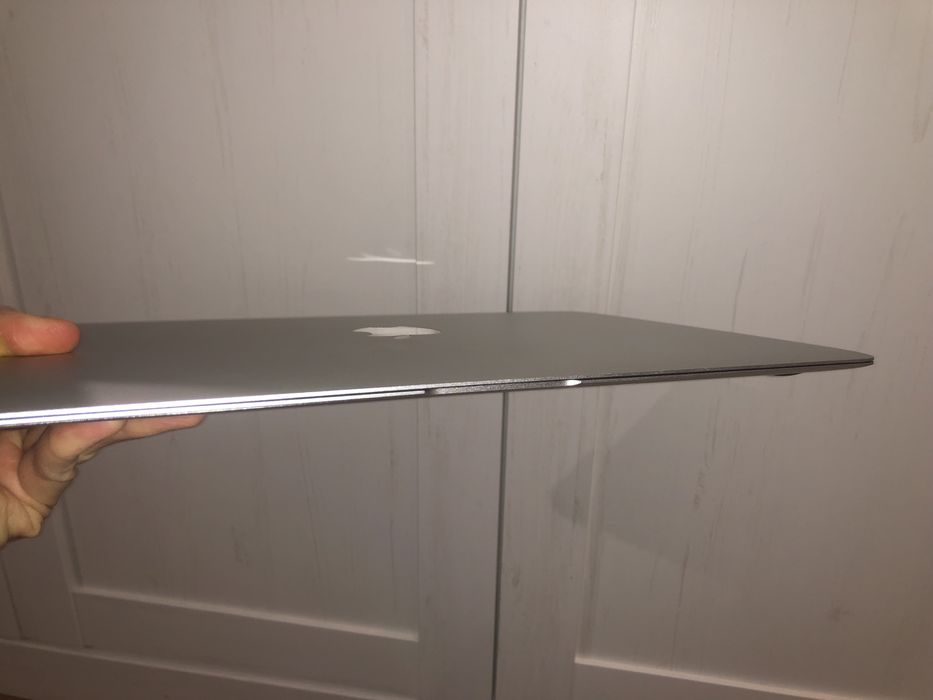 MacBook Air 4,2 2011 rok