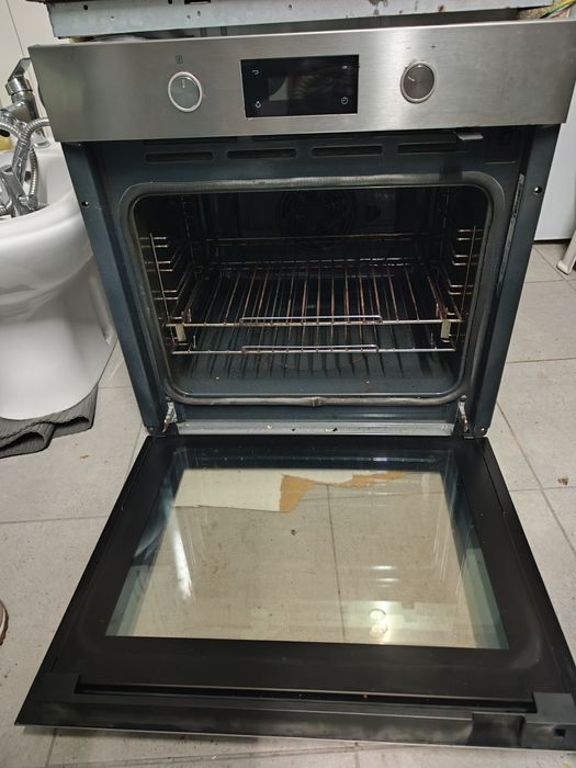 Forno ventilado IKEA (Whirlpool)