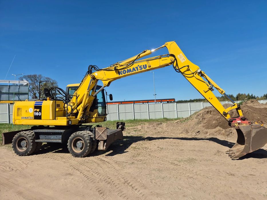 Komatsu Pw 160  Koparka komatsu Pw160  Rok 2007 koparko ładowarka
