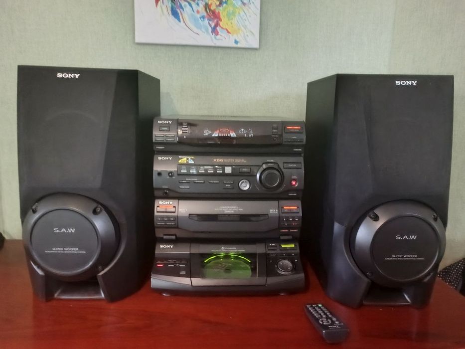 Срочно!!! Музичний центр sony HCD-XB6 з 2 колонками SS-XB6AV