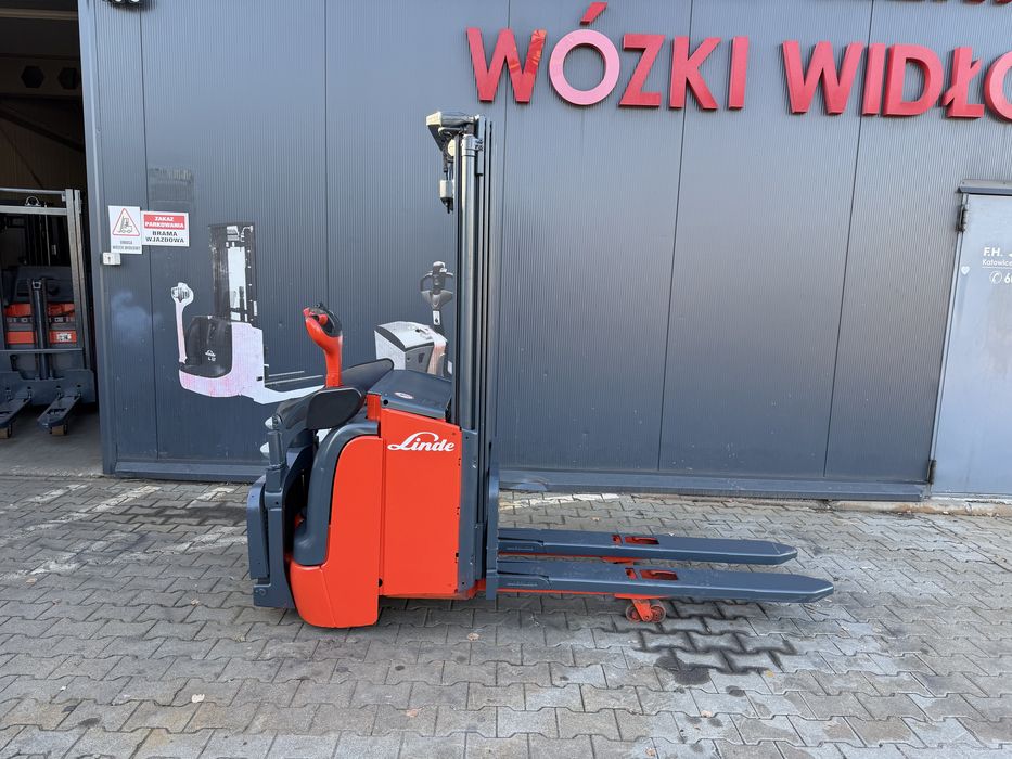 Paleciak elektryczny Linde widły 150 cm 430 cm 1400 kg wózek Linde