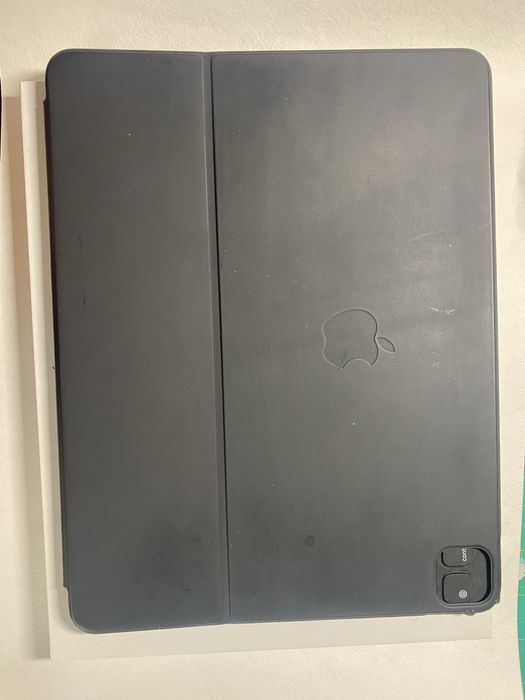 Чохол-клавіатура smart keyboard folio, ipad pro 13” 2022