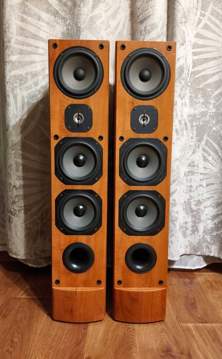 Акустика колонки Focal Chorus 725 JMlab Made in France  150 Вт. 8 Ом.