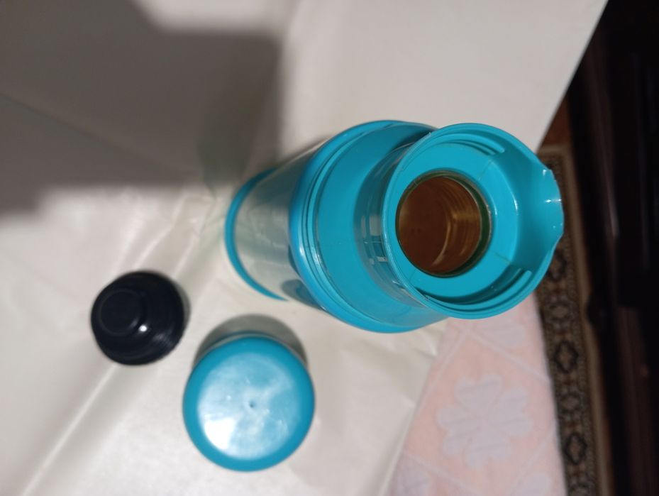 Termo térmico com cerca de 500 ml