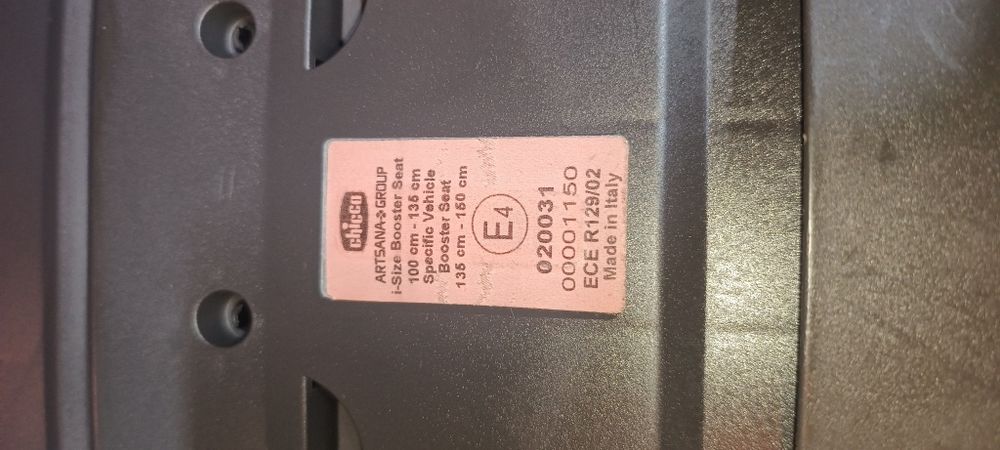 Fotelik Chicco i-size booster seat