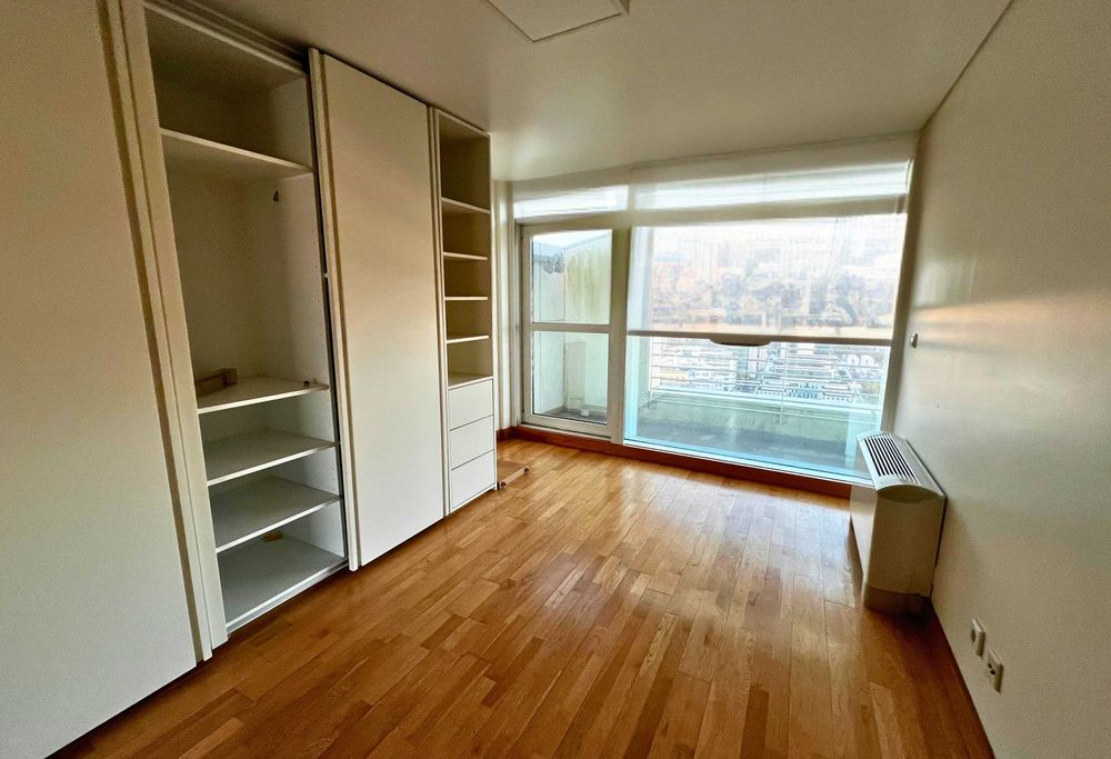 Apartamento T2 Duplex - Parque das Nações