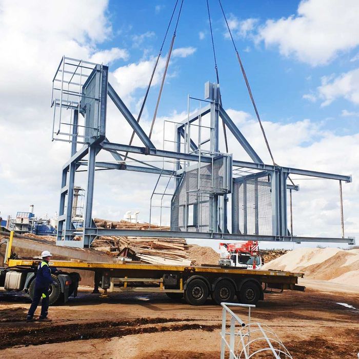 usługi ślusarskie i spawalnicze , relokacje , wykopy , montaże