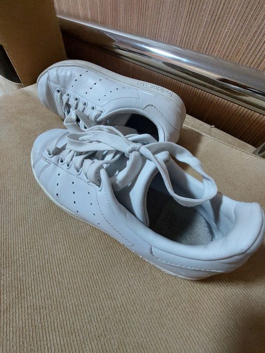 Кросівки Adidas шкіряні