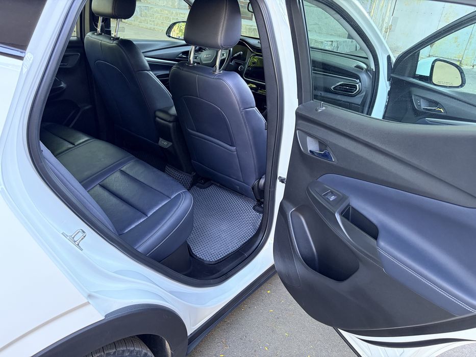 Chevrolet bolt EUV 2022 Шевролет болт EUV