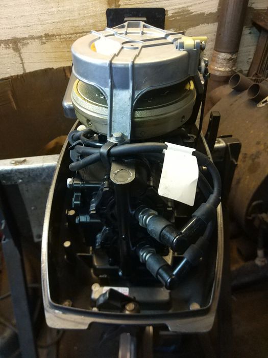 продам легкий японский лодочный мотор тохатсу 9.8лс 2т