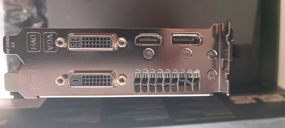 Asus Geforce GTX 660 TI