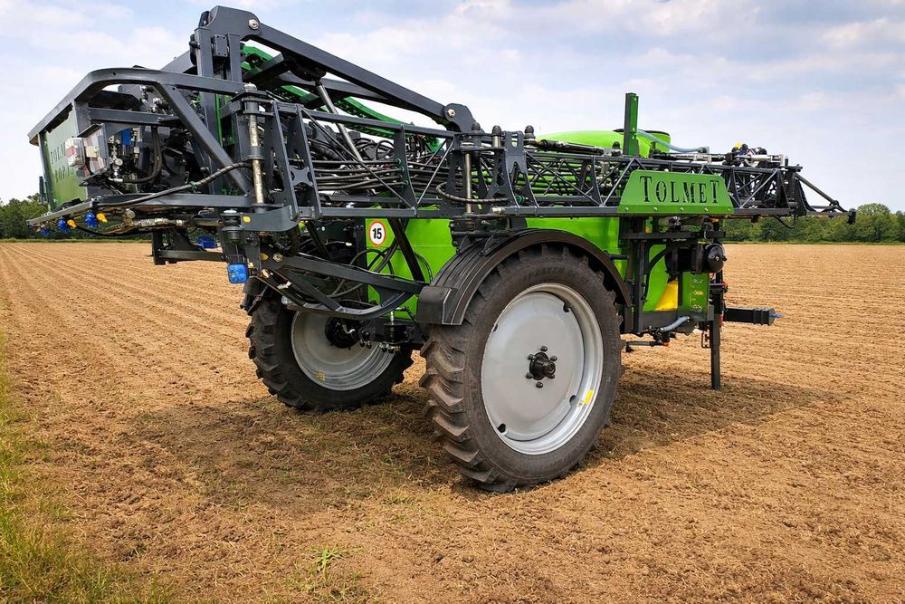 Nowy opryskiwacz ciągany hydrauliczny TOLMET BORYS – 1500–3000 l