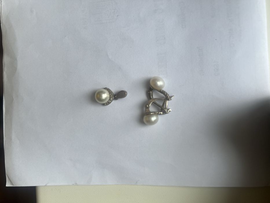 Набор серебро жемчуг фианиты серьги и подвеска