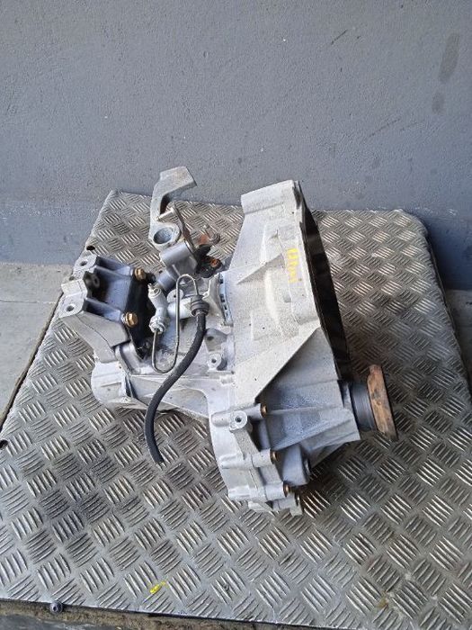 Caixa de 6 velocidades Volkswagen Golf 1.6 FSI 115cv