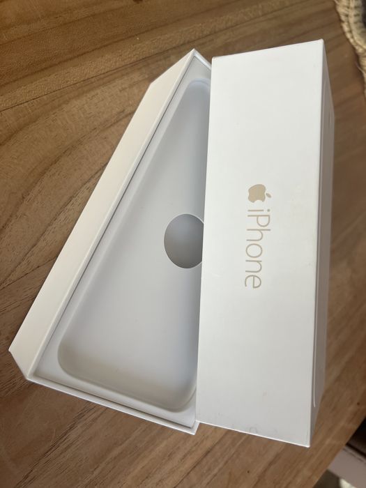 Pudelko do iPhone 6 16GB