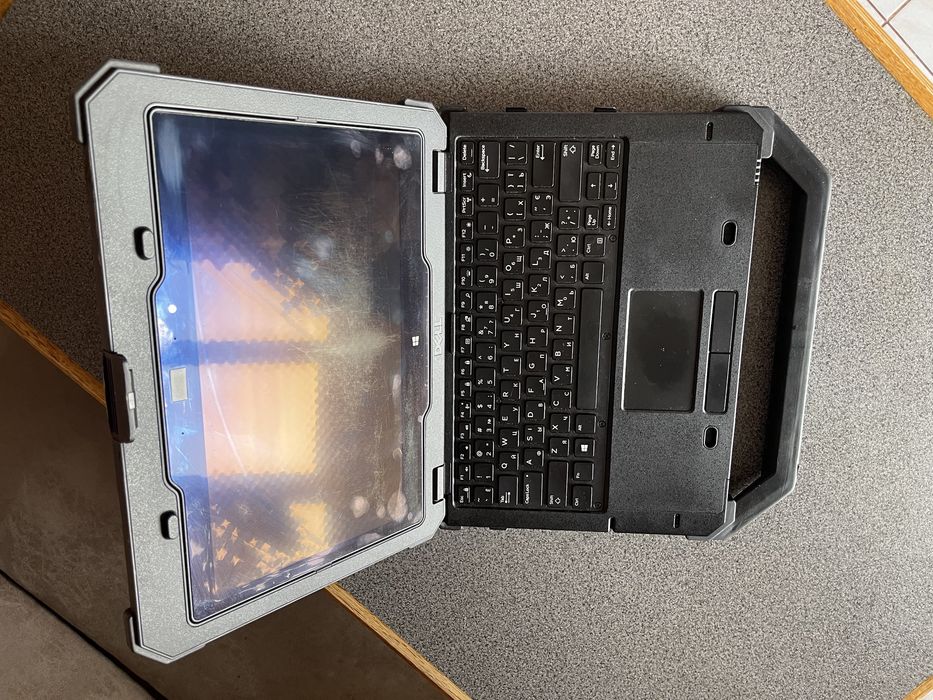 Ноутбук Dell Latitud Extrim 7204 i5 512-SSD RAM16