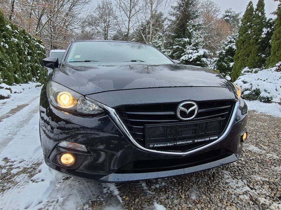 Mazda 3 2,0 benzyna 165Km CZARNA full serwis NAVI-KAMERY-CZUJNIKI z Niemiec