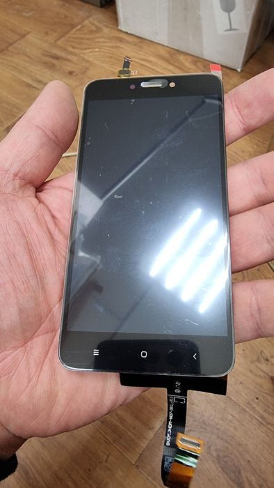 Продам оригінальний дисплей Xiaomi Redmi 4x Black