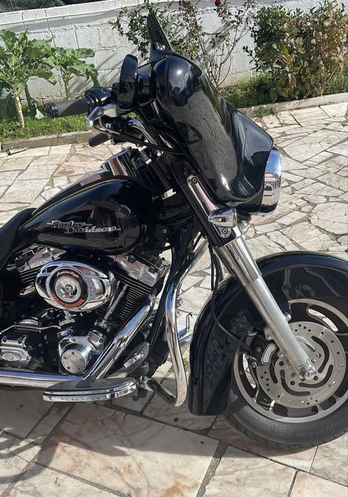 Harley davidson street glide