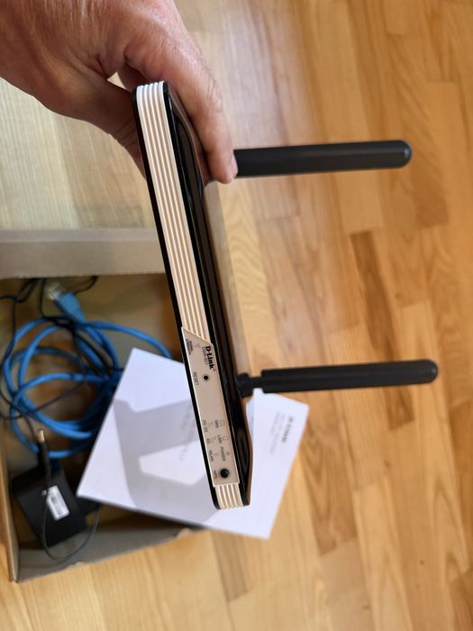 D Link router 4G DWR 921 pod karte SIM