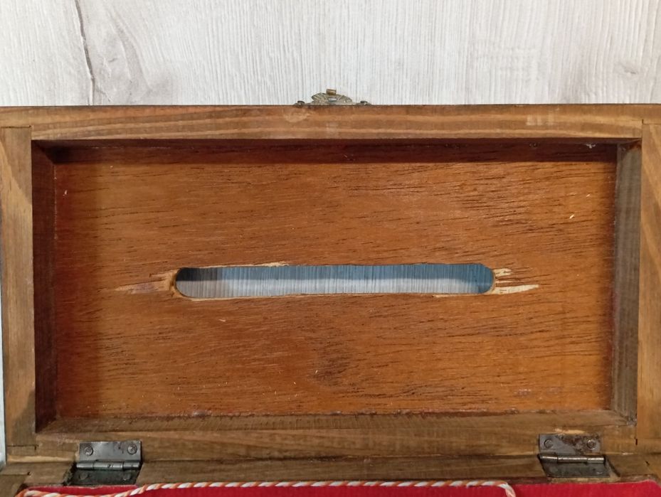 Drewniane pudełko vintage