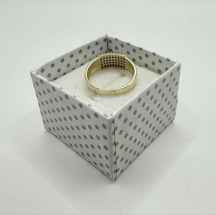 Złoty Pierścionek z Czarnymi Cyrkoniami Pr.585 NOWY