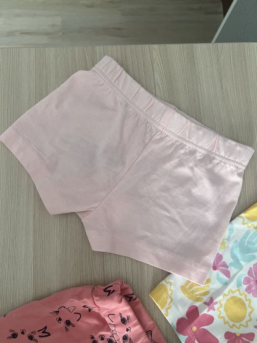 Шорти та велосипедеи Primark для дівчинки,розмір 92(18-24м)