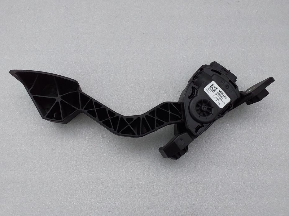 Pedal do acelerador MITSUBISHI Space Star Hatchback (A0_A)