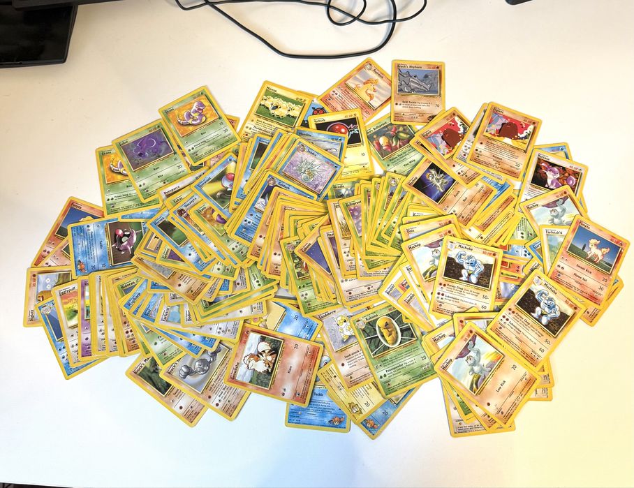 Mix oryginalnych starych kart pokemon