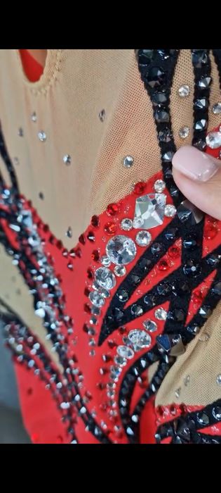 Купальник для виступів з художньої гімнастики