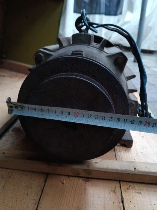 Электродвигатель 2.8кв