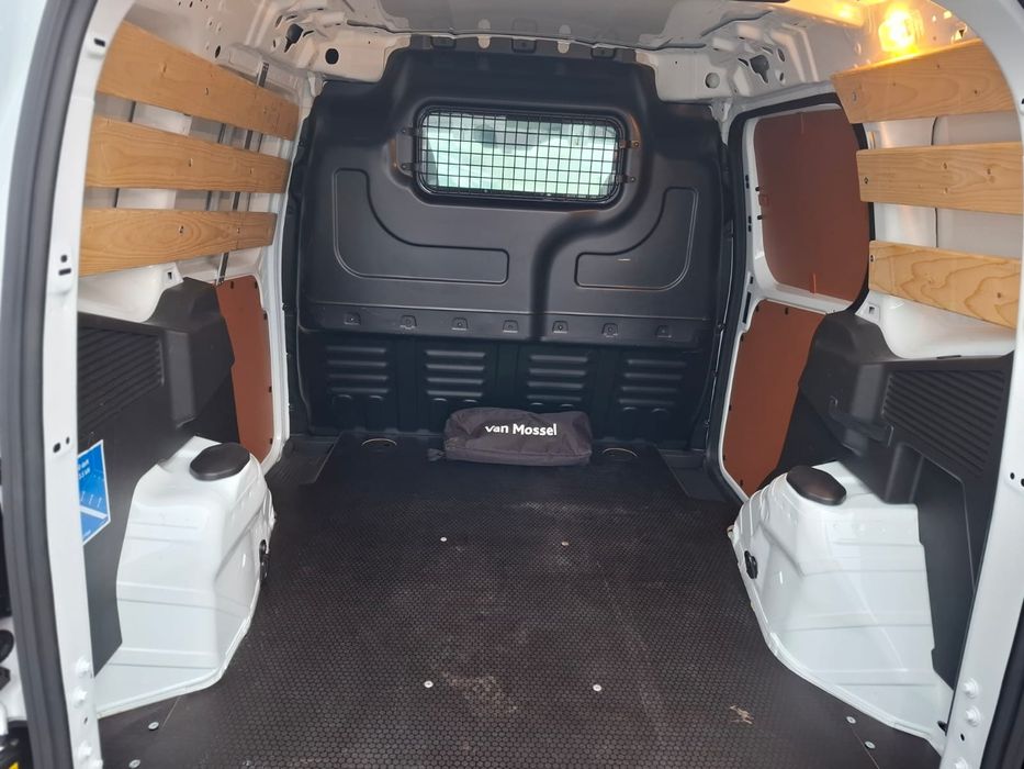 Ford Transit Courier 1.5Tdci Niski przebieg!